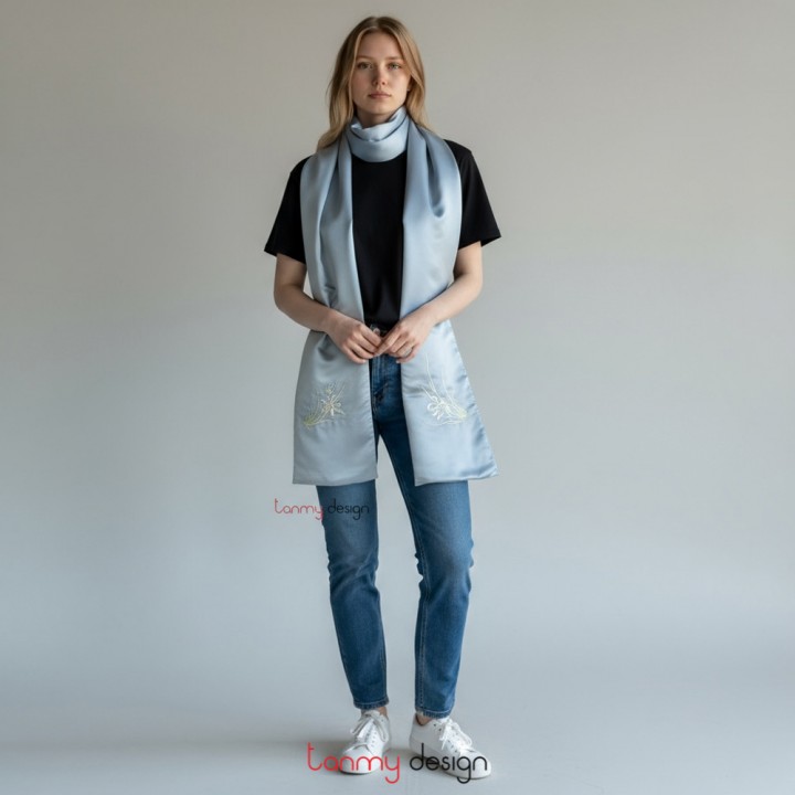 Khăn lụa 2 mặt xanh ghi thêu cỏ dại 25*200 cm